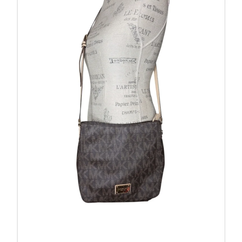 MICHAEL Michael Kors Jet Setter Large Brown Logo Crossbody Bag - Picture 2 of 16